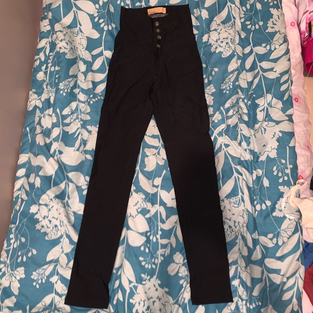 High waisted pants